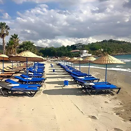 Ξενοδοχείο The Palm Club